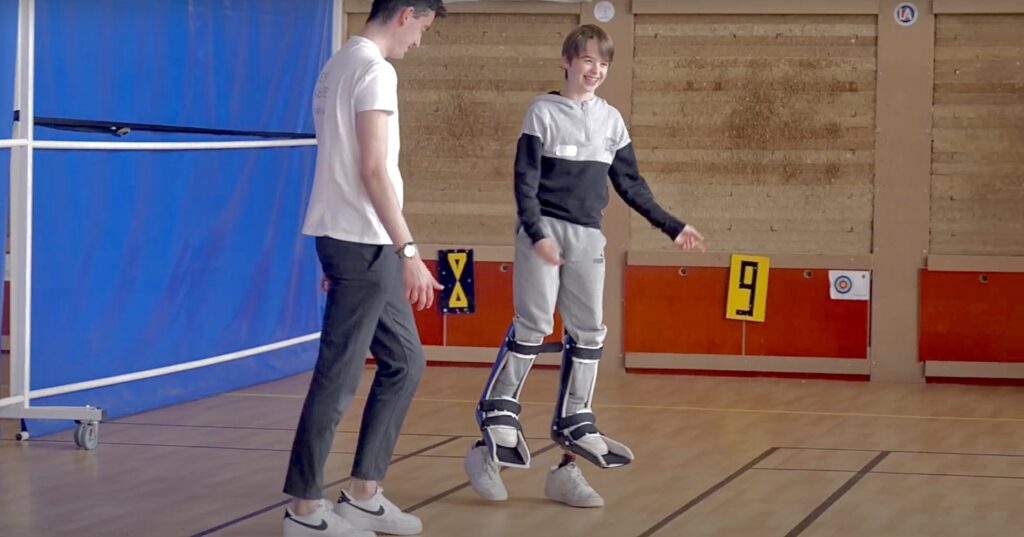 Parascol’ympiques : initiation à l'exosquelette
